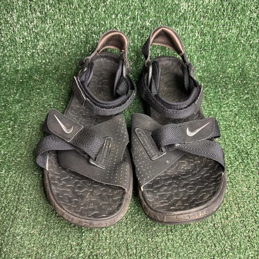 Nike ACG Air Deschutz Hiking Trail Gorpcore Athletic Sandals Black Mens Size 13